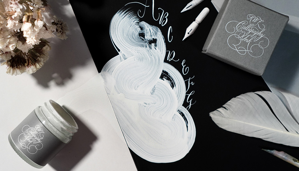 KWZ kaligraficky inkoust - white